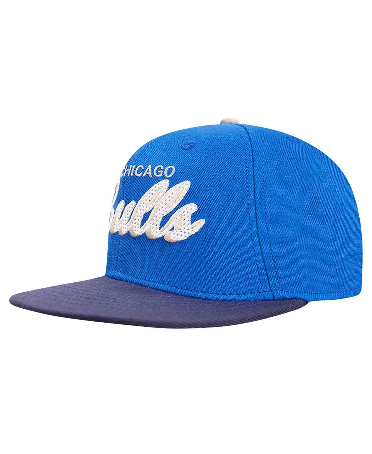PRO STANDARD MEN'S BLUE/NAVY CHICAGO BULLS LEGACY SNAPBACK HAT 