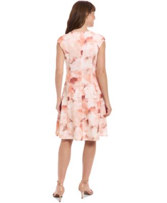 Женское облегающее платье с короткими рукавами и расклешенным рукавом с цветочным принтом от London Times