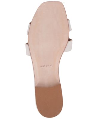 Women's Fina Flats