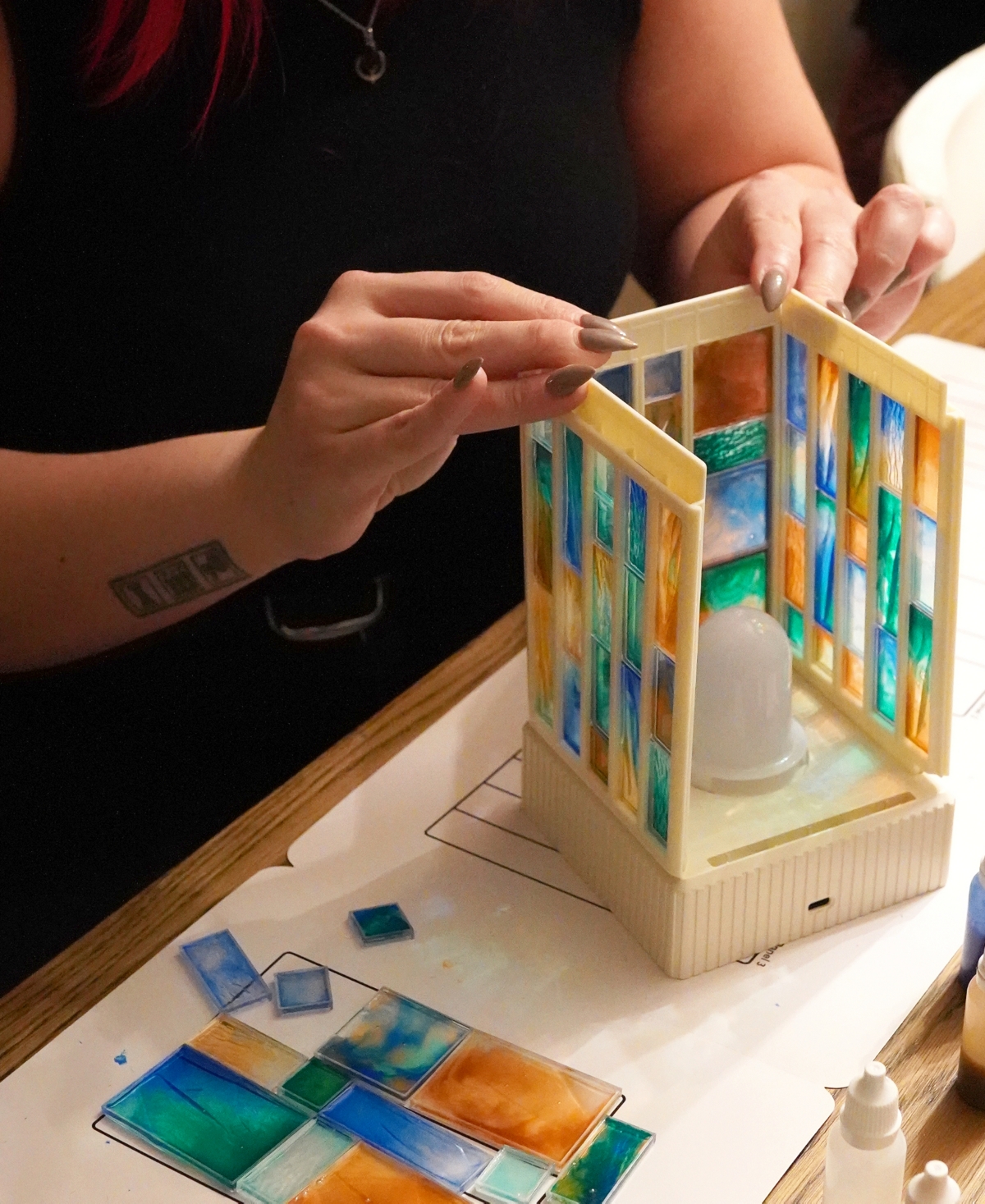 Lifelines Flowcrafts Decorative Tile Lamp Crafting Kit In Multi