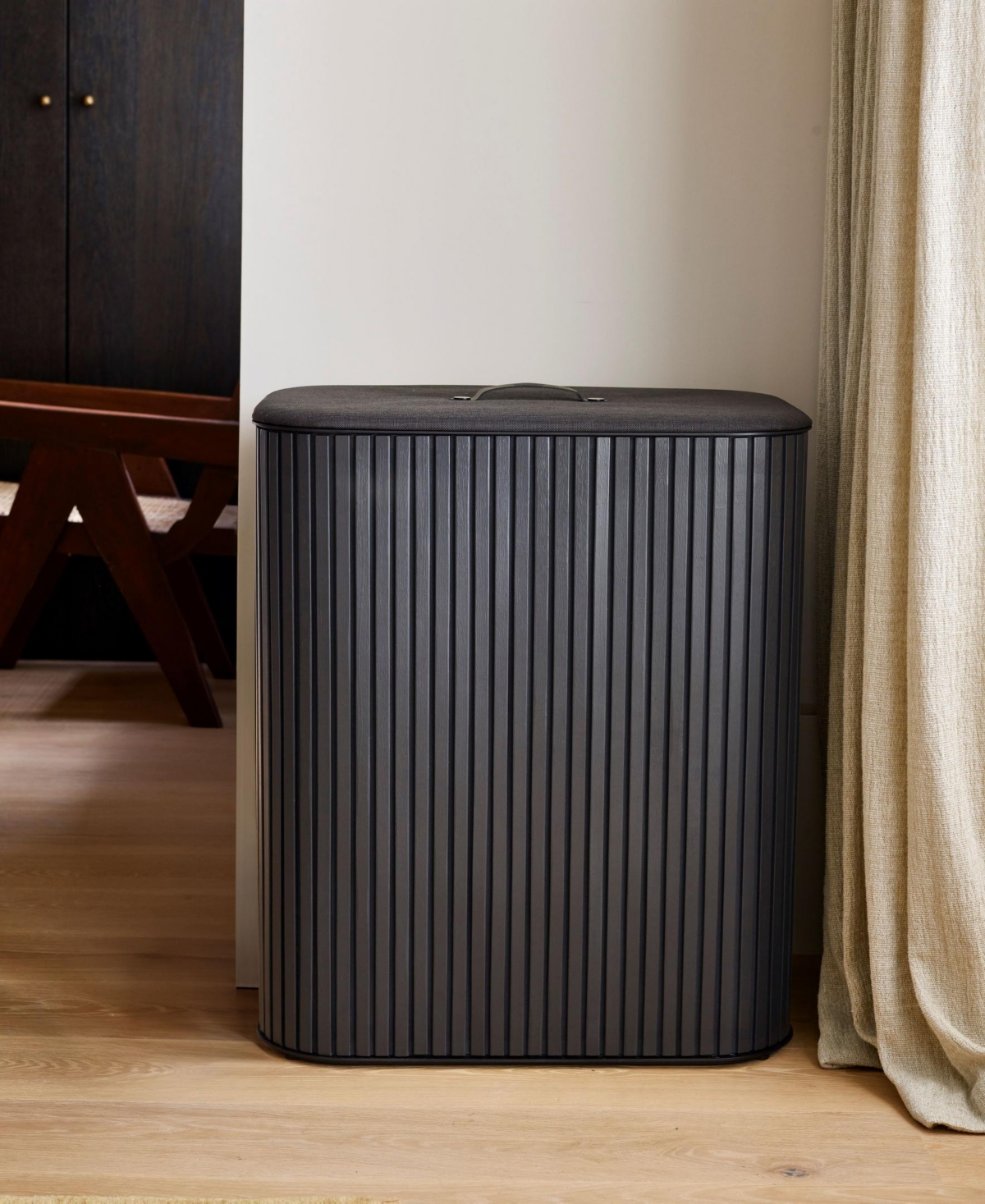 Joseph Joseph Tota Trio Luxe 90-liter Laundry Separation Basket In Black