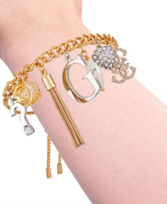 Браслет-слайдер GUESS из двухцветных смешанных камней с несколькими подвесками-слайдерами 