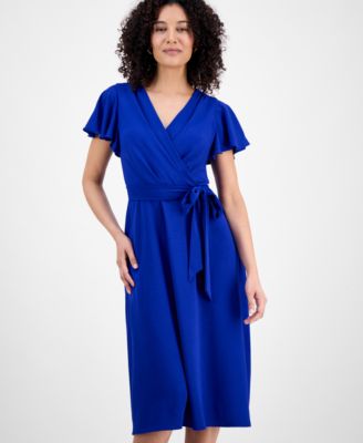 Облегающее платье миди с завязками на талии и развевающимися рукавами