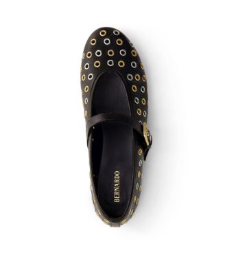 Bernardo Borden Grommet Mary Jane Flat