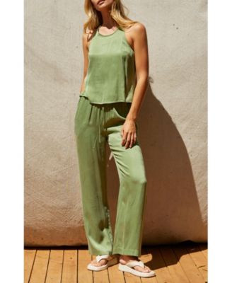 Женщины полумесяца Нова обратно крутить купро бака