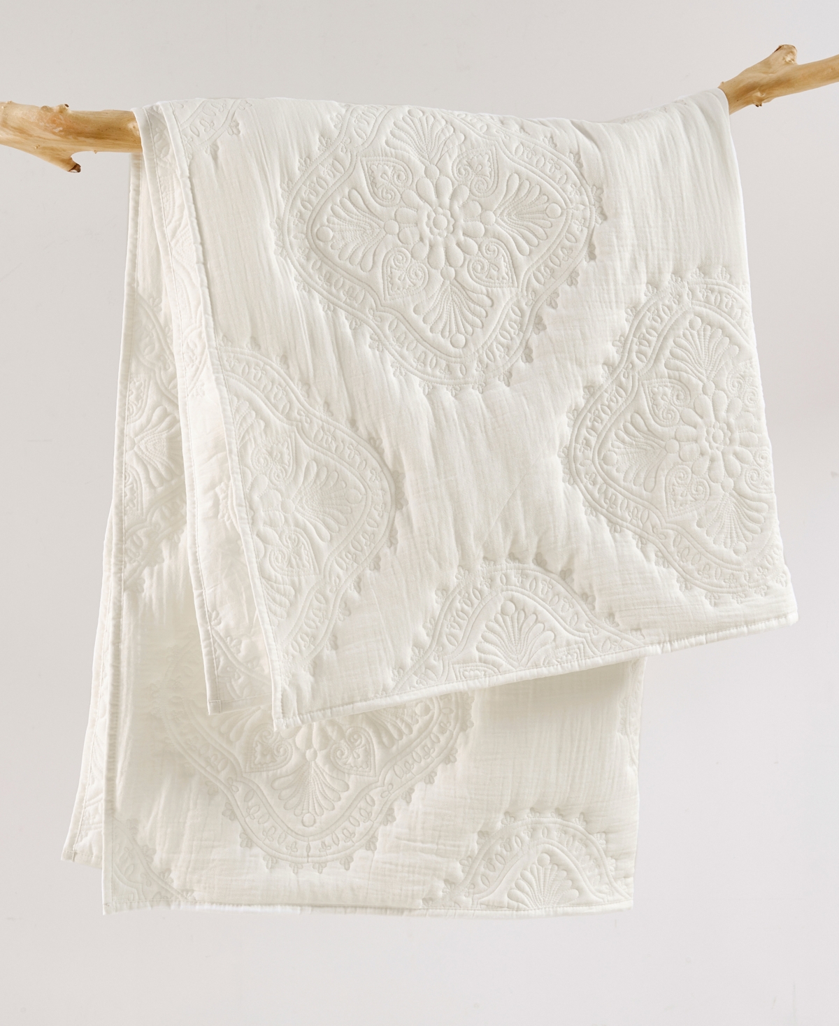 Levtex Muslin Stitch Stitching Quilted Throw, 50" X 60" In Off-white