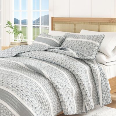 Stripe & Paisley Microfiber Quilt Set With Shams