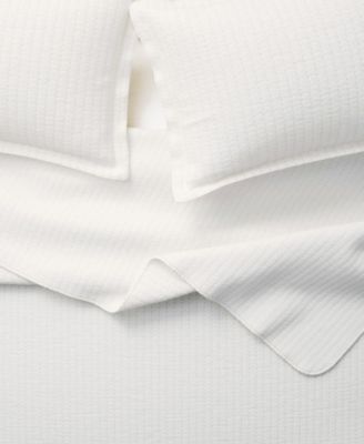 Detailed Channel Stitch Microfiber Quilt Set With Shams