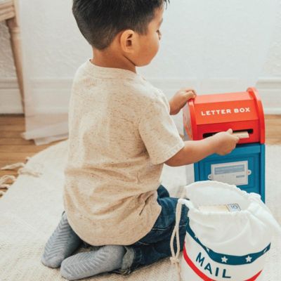 Extra Special Delivery Mail Set