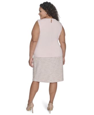 Однотонный топ без рукавов с плиссированным вырезом от Calvin Klein Plus Size