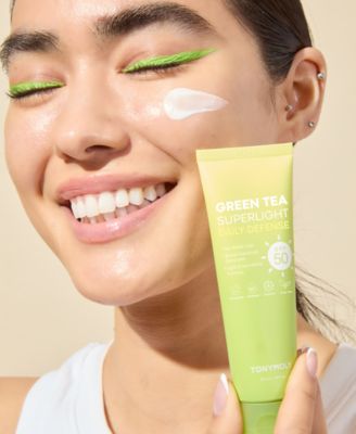 Green Tea Superlight Daily Defense Sunscreen