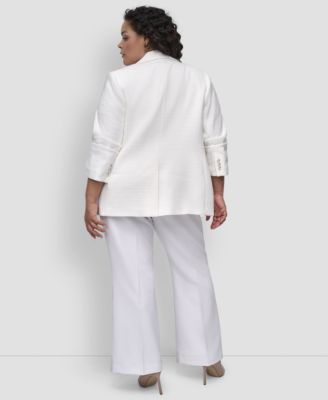 Блейзер с рюшами на рукавах и одной пуговице большого размера от DKNY