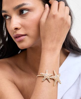 INC International Concepts Gold-Tone Crystal Starfish Cuff Bracelet Exclusively at Macys 5990₽
