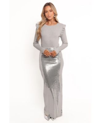 Женский топ с оборками из лепестков и пупса