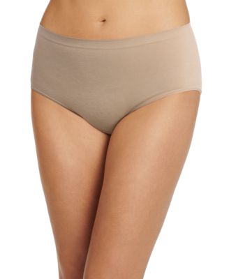 Women's Smooth & Shine Seamfree Brief Underwear 3655