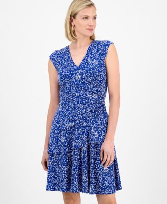 Облегающее расклешенное платье Robbie Bee Petite с цветочным принтом и двойной оборкой