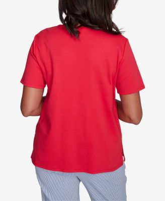 Топ с V-образным вырезом и вышитыми крест-накрест звездами Alfred Dunner Petite Land of the Free