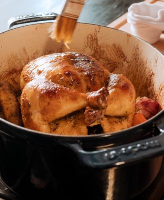 Enameled Cast Iron 7.5-Quarts Oval Dutch Oven with Lid