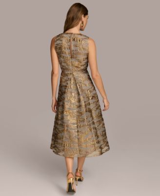 Женское металлическое платье с драгоценными камнями на шее от Donna Karan New York