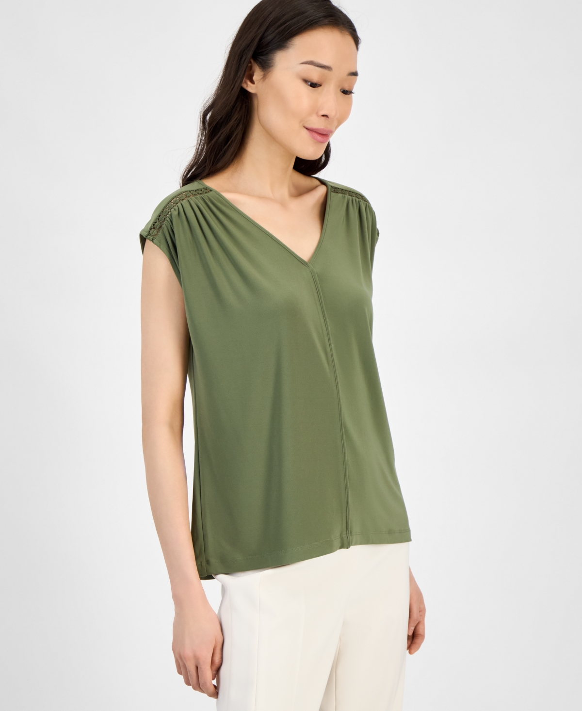 Anne Klein Petite V-neck Sleeveless Extended-shoulder Top