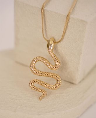 Serpentina Pendant Choker Necklace