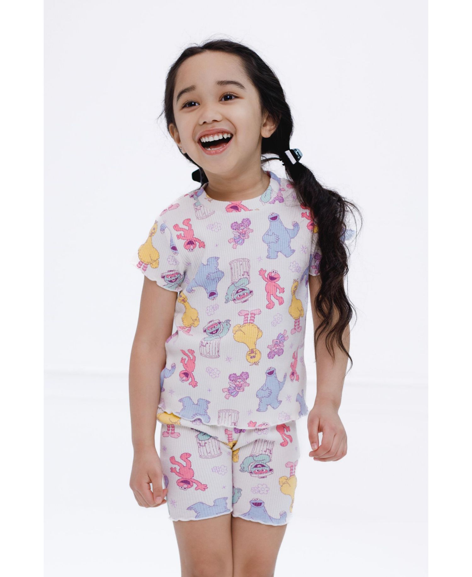 Little Girls Ribbed T-Shirt and Shorts Outfit Set