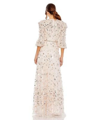 Женское платье А-силуэта Mac Duggal с пышными рукавами и цветочной аппликацией и высоким воротом