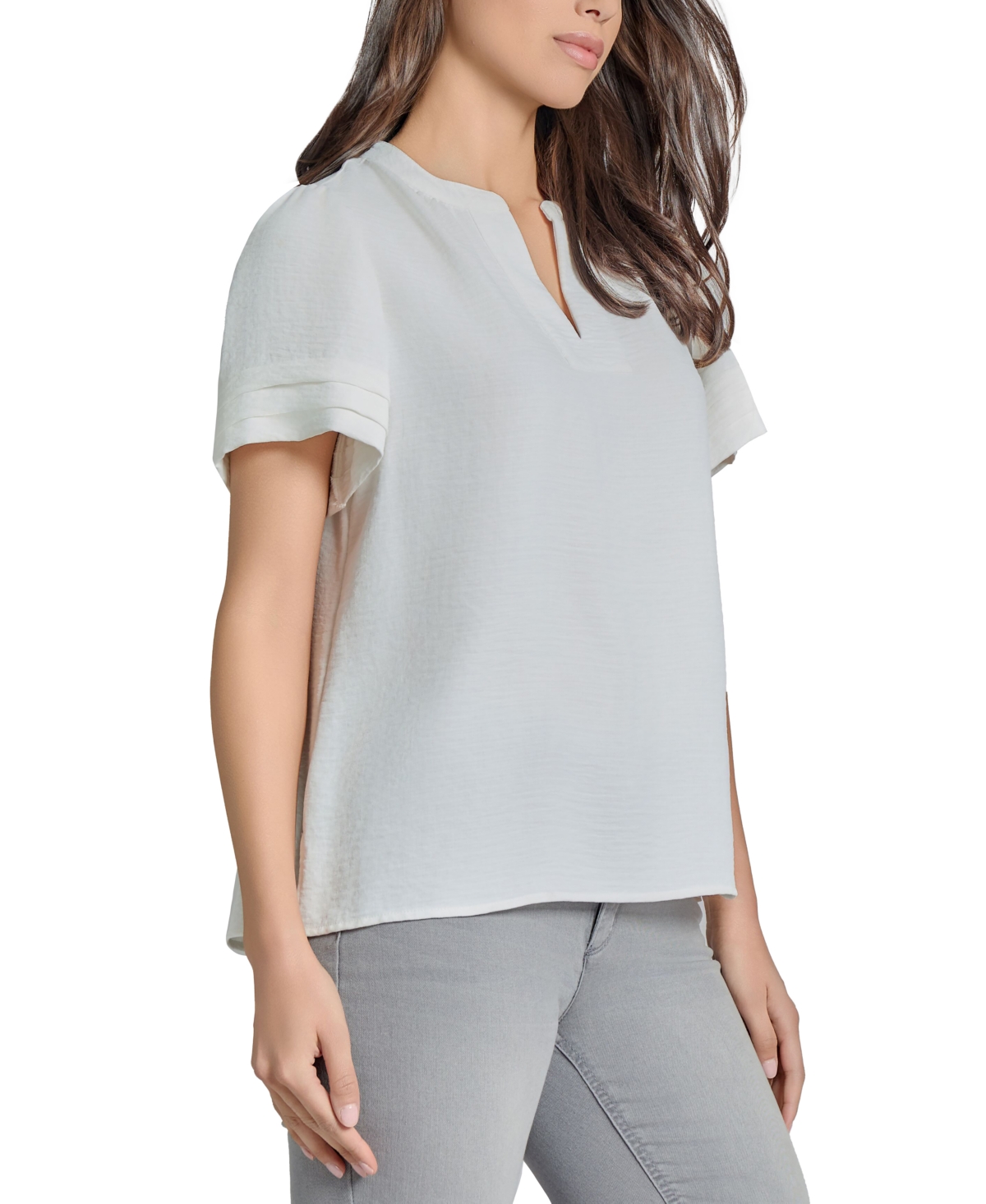Shop Jones New York Women's Split-neck Pleated-cuff Top In Nyc White