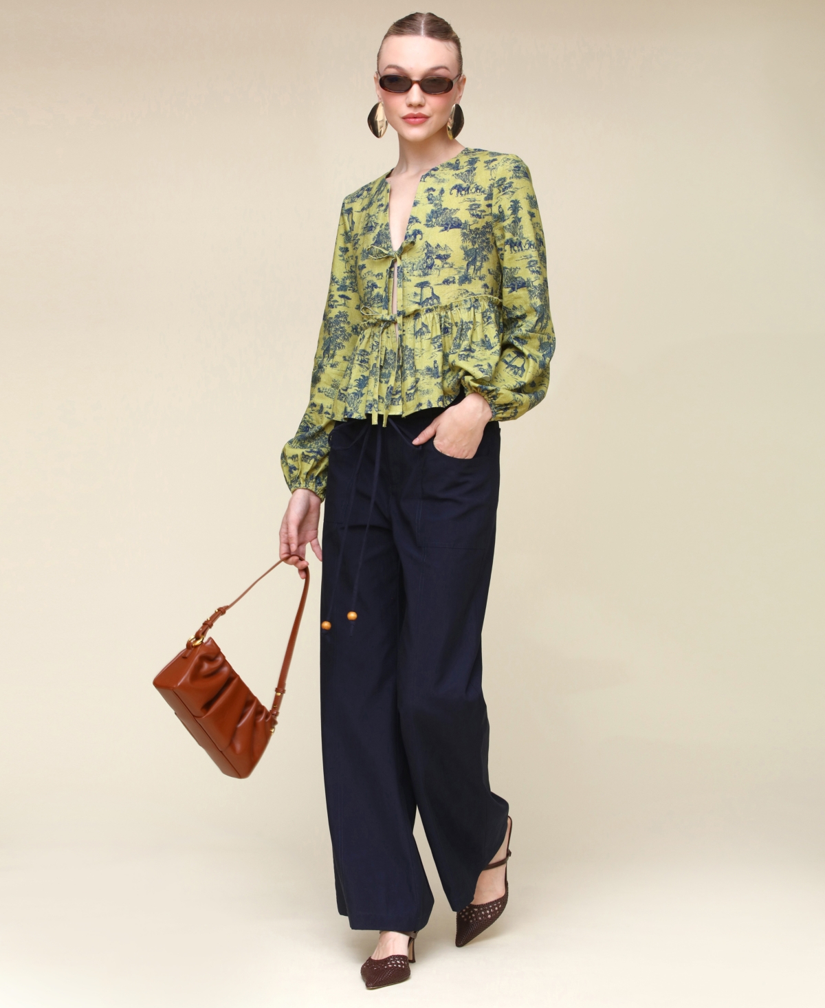 Avec Les Filles Balloon Sleeve Ruffled Shirt In Savanna Toile,olive,navy