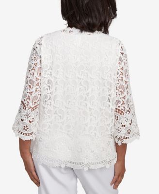 Женский топ с круглым вырезом 