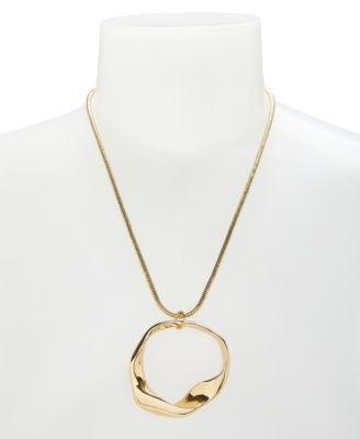 Robert Lee Morris Soho Sculpted Link Pendant Necklace 12890₽