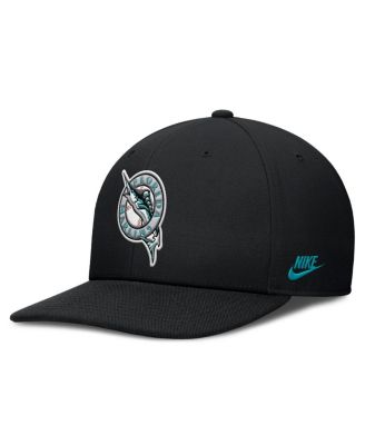 Men's Black Florida Marlins Pro Performance Snapback Hat