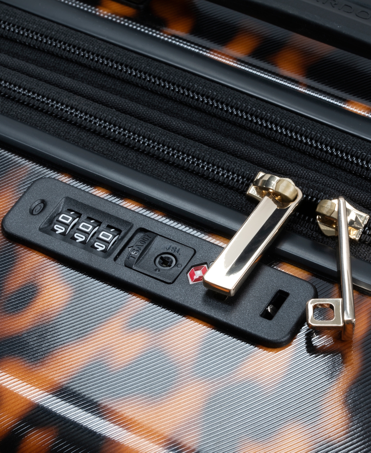 Ricardo Cambria Hardside 20" Carry-on Spinner Suitcase In Tortoise