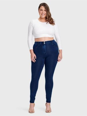 Women's Curvy High-Rise Sculpting Skinny Jeans