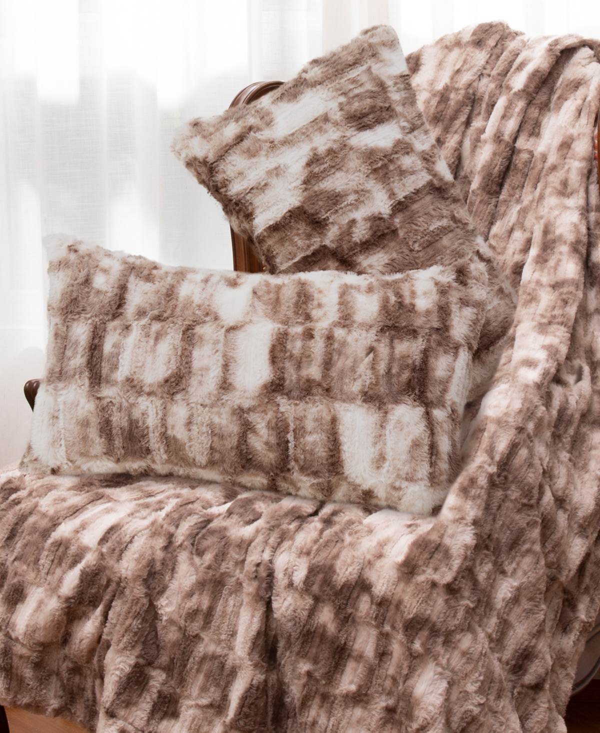 Cheer Collection Decorative Faux Fur Pillow Set, 12" X 20" In Neutral