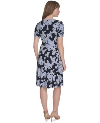 Женское платье с V-образным вырезом и рюшами на рукавах от Tommy Hilfiger