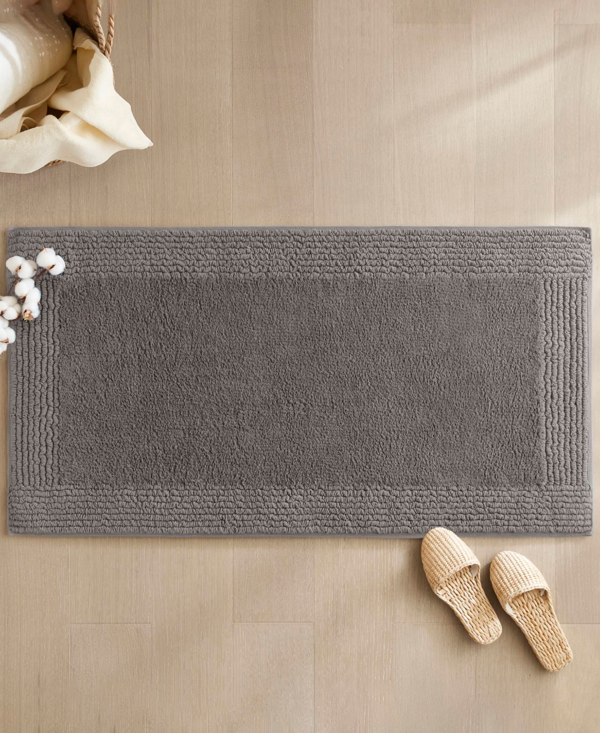 Madison Park Signature Splendor Reversible Tufted Cotton Bath Rug, 24" X 36"