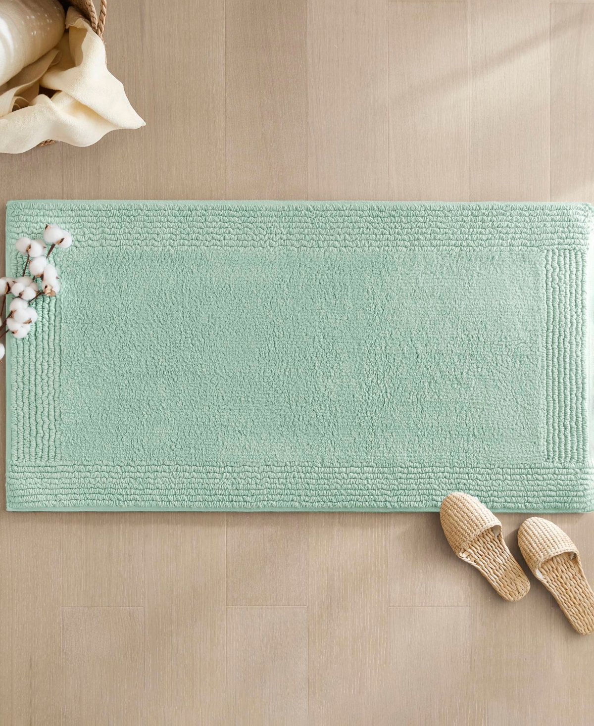 Madison Park Signature Splendor Reversible Tufted Cotton Bath Rug, 24" X 60"