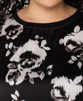 Plus Size Sleeveless Mixed-Media Top