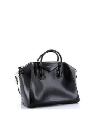 Бывшая в употреблении сумка Givenchy Medium Antigona из глазурованной кожи