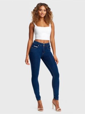 Women's High-Rise Shaping Skinny Jeans