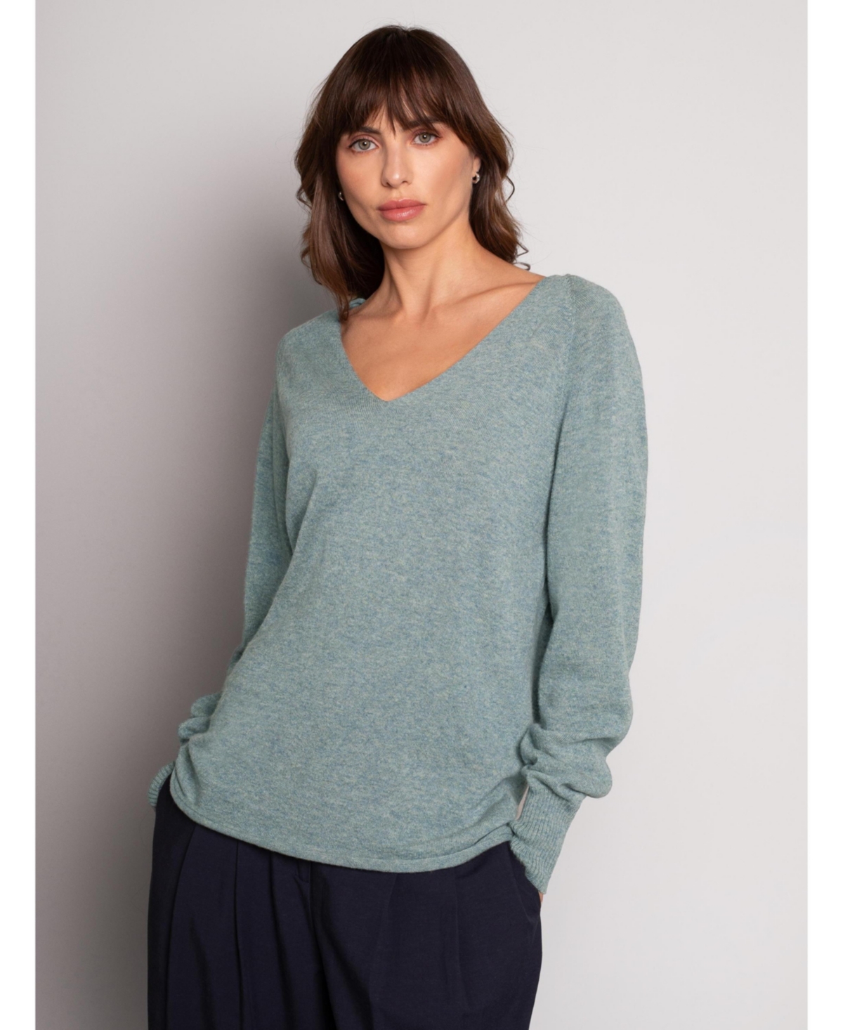 Women's Geelong Slouch V-Neck Sweater - Dark sage