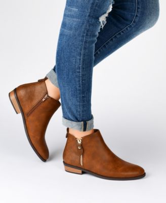 Women's Ellis Side Zip Ankle Booties