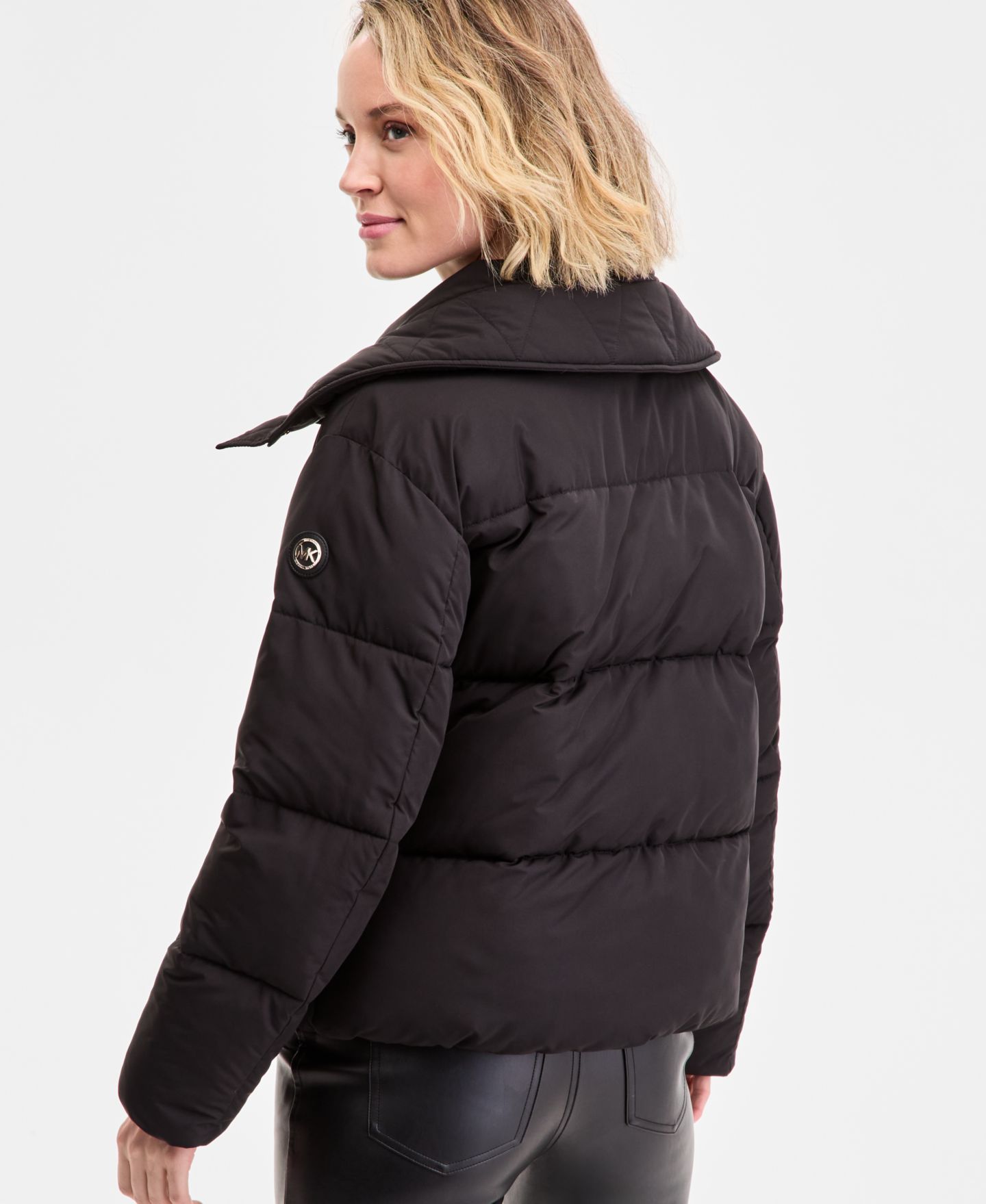 Женская куртка MICHAEL Michael Kors Drawstring-Collar Puffer, цвет: Чёрный — фото 2