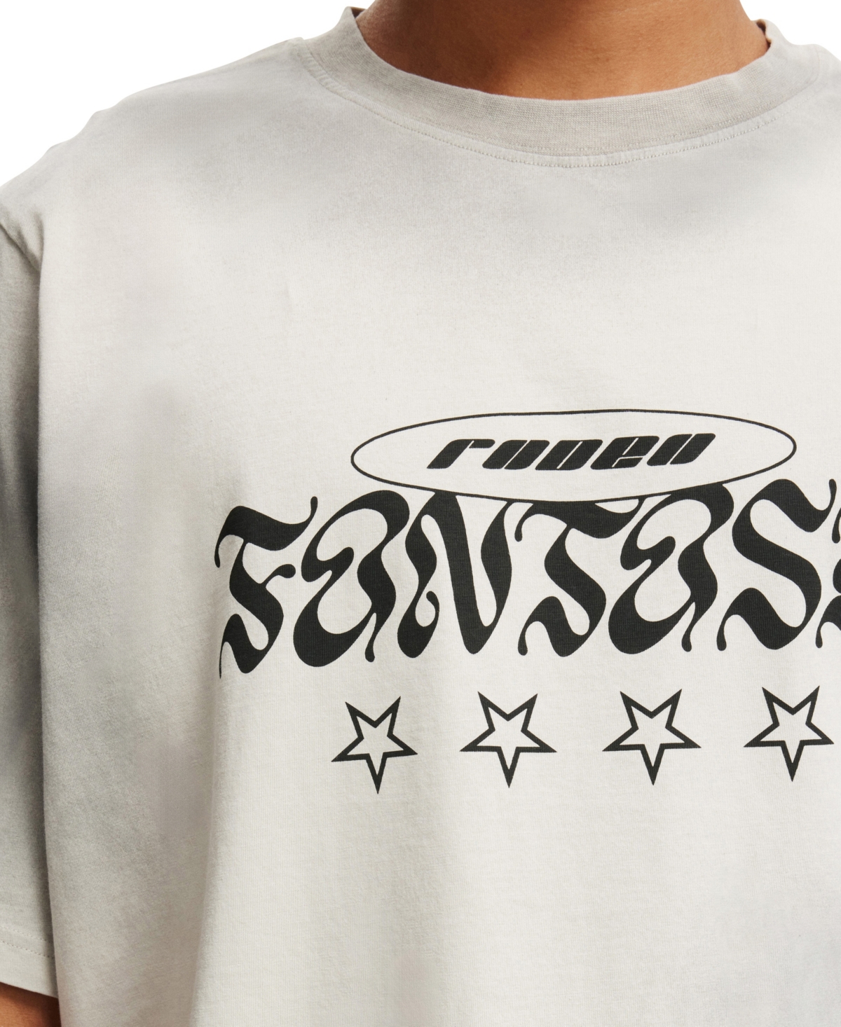 COTTON ON MEN'S CROPPED FIT GRAPHIC T-SHIRT 