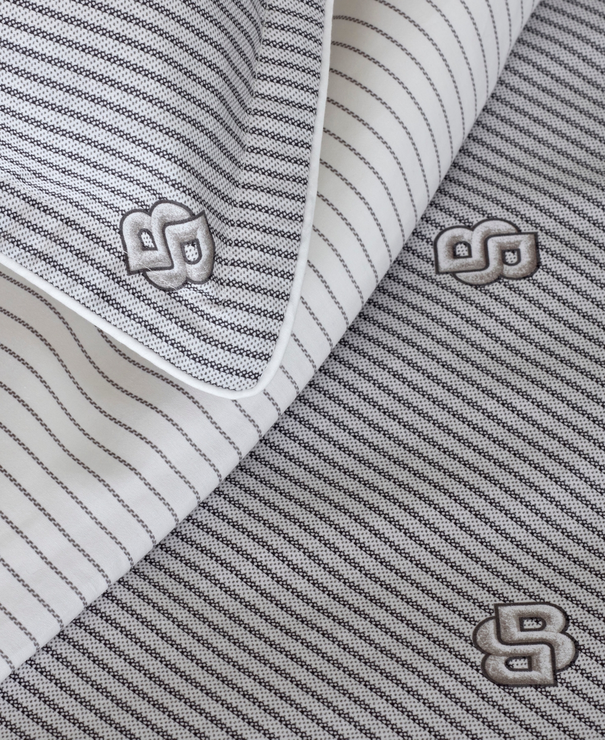 Boss Home Closeout!  By Hugo Boss Double B Duvet Cover, Full/queen In Gray