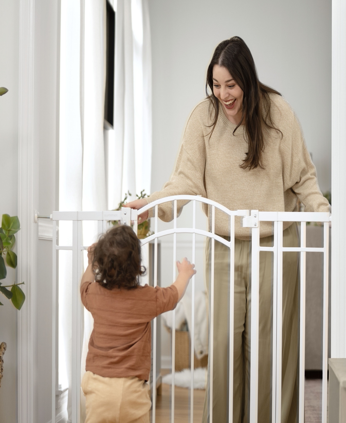 Ingenuity Baby The Doorway 48w Series Pet And Baby Gate