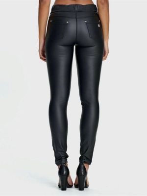 Women's Faux Leather Shaping Skinny Pants