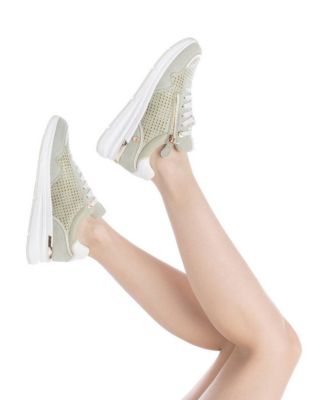 Women's Casual Sneakers By XTI