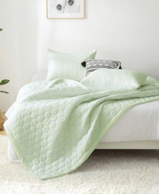 Mini Honeycomb Down Alternative Blanket Set, King